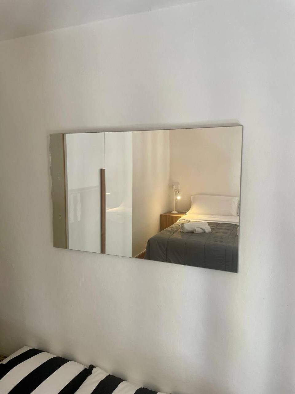 Onlyrooms V - Central & Train Station Cagliari Room photo